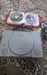 Ps1 همراه با یک کیف CDبازی