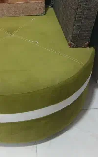 فروش مبل ۴ نفره همراه با عسلی