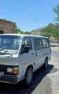ون تویوتا هایس ۱۹۸۳
