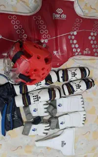 لباس مبارزه تکواندو