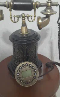 تلفن رومیزی
