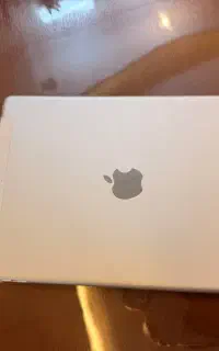 ipad i8 32GB
