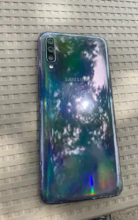 گوشی سامسونگ A70