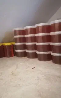 عسل خالص وکاملا طبیعی بابرگه ی آزمایش