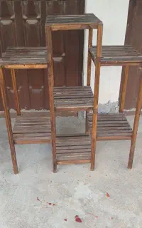 استند گل و میز تلفن یا عکس