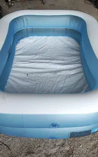 استخر بادی