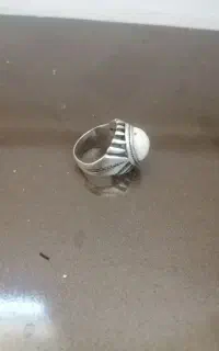 انگشتر مهره