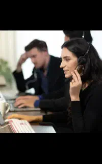 فروشنده تلفنی