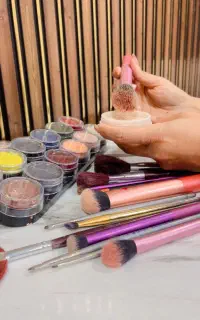 آموزش و خدمات ارایشگری کاشت ناخن ۳۰۰ کراتین ۱۳۰۰