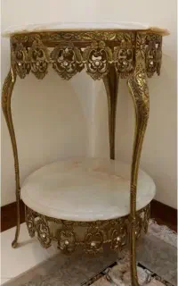 میز برنجی اصل