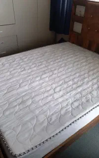 خوش خواب وتخت میزارایشی