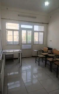استخدام مدرس