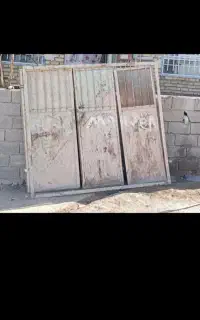 درب‌ ماشین رو سنگین