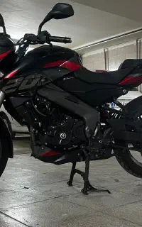 NS 200  ان اس ۲۰۰   باجاج پالس