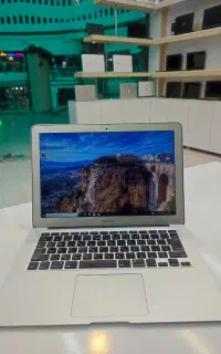 مک بوک/mack book air/ core i5/رم۸