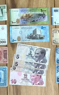 تعدادی اسکناس نایاب کلکسیونی پهلوی و خارجی