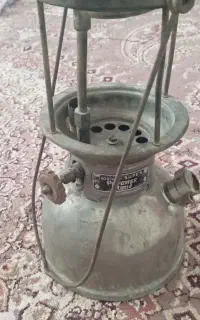 چراغ زنبوری