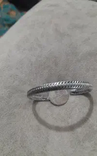 دستبند خوشکل کار دست مناسب کادو