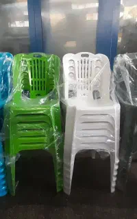 صندلی پلاستیکی نرده ای ناصری