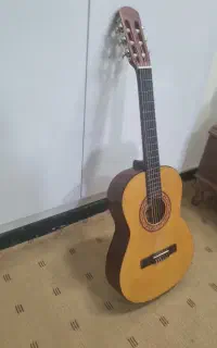 گیتار 3/4 پارسی برای کودکان