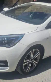 اریزو ۵ توربو دنده اتومات ۲۰هزار کارکرد