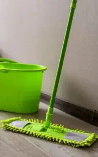 نظافت راه پله و منزل