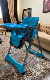 صندلی غذاخوری برند کاپلا