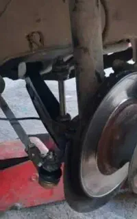 ترمزی جلوبندی