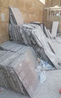 بالابرساختمان کم کار نو نو هست فقط چند روز کارکرده