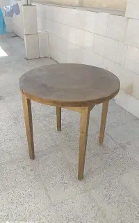 میز چوبی گرد