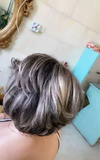 آرایشگاه آستیاگ ((آستیاژ سابق))