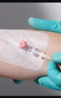 تزریقات.وصل سرم.خونگیری درمنزل