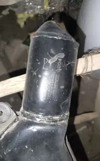 منبع عقب اگزوز crmروغن تنه فابریک سالم سالم