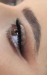 آموزش میکاپ،تاتو،،با سالندار ها هم همکاری میکنم