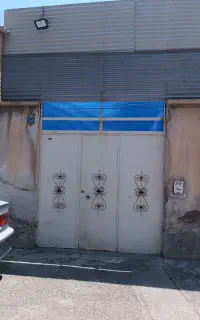 درب حیاط سه لنگه