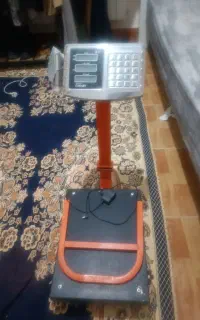 ترازوی دیجیتال  200کیلویی درحدنو