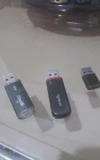 سه عددفلش