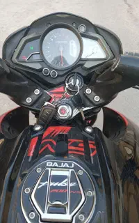 ns 200 مدل ۹۳