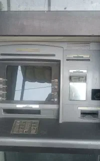 یک دستگاه عابر بانک  مثل عابر بانکهای بانک