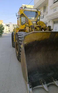 خدمات کار با لودر و کامیون