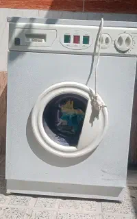 لباسشویی و جارو برقی