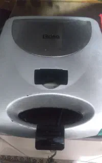 ساندویچ ساز مارک برینا