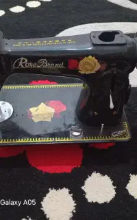 چرخ خیاطی قدیمی