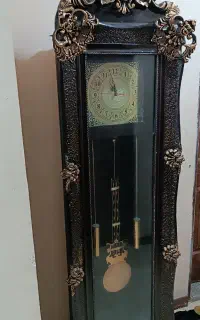 ساعت ایستاده