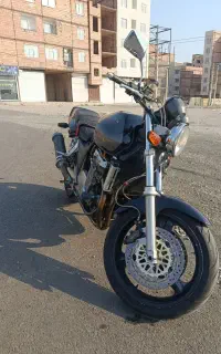 cb 1000