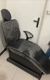 صندلی  مناسب اصلاح کوتاهی مژه کاملا سالم