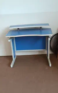 میز کامپیوتر