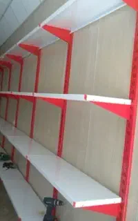 قفسه و ویترین دزدگیر لباس و مانکن