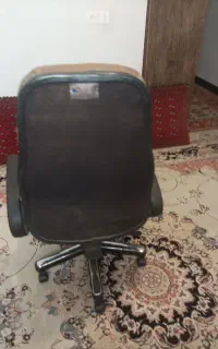 صندلی گردان چرمی
