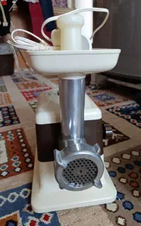 چرخ گوشت پارس خزر نو و اصلا استفاده نشده